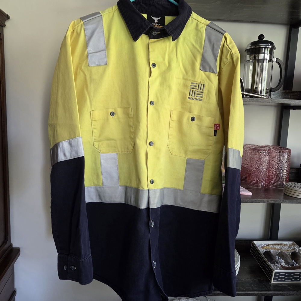 Certified Safety Men's Yellow and Black Work Shirt Jacket Tough Tech XL CAT2